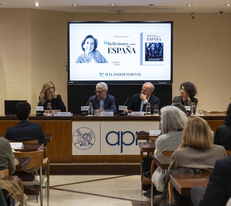 "Sánchez ha puesto en peligro el orden constitucional"