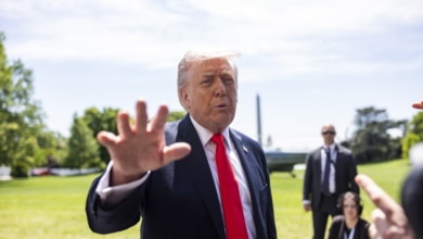 Trump carga de nuevo contra España: "Les parece bien que Irán tenga un arma nuclear"