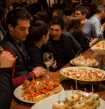 Pintxos, sidra y marisco: ruta por las 6 ciudades del norte de [...]