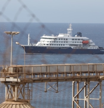 El crucero de afectados por hantavirus llegará entre las 4.00 y las [...]