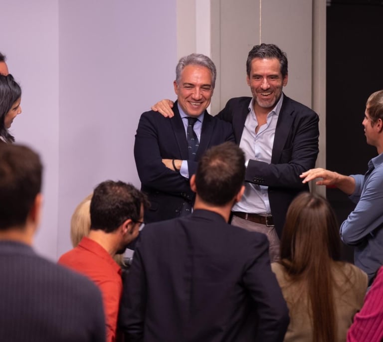 Génova vuelve a lanzar la amenaza de llamar a Begoña Gómez a la comisión del Senado