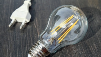 El cambio clave en el mercado eléctrico que puede encarecer hasta un 40% el precio de la luz