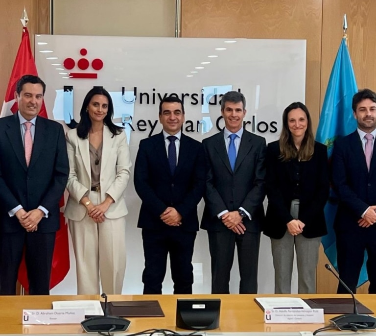 Quirónsalud y la Universidad Rey Juan Carlos impulsan una Cátedra pionera en Cirugía Robótica