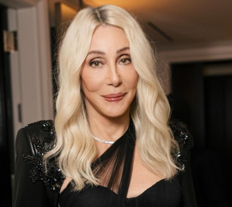 Las tres reinvenciones de Cher, la Diosa del Pop que siempre vuelve