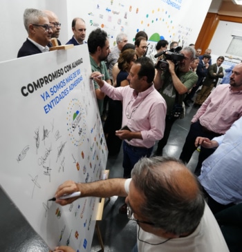 Alcaldes socialistas se revuelven contra Sánchez y le amenazan por carta con [...]