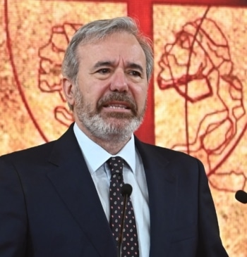 Aragón resuelve los expedientes de dependencia en cuatro meses frente a la [...]