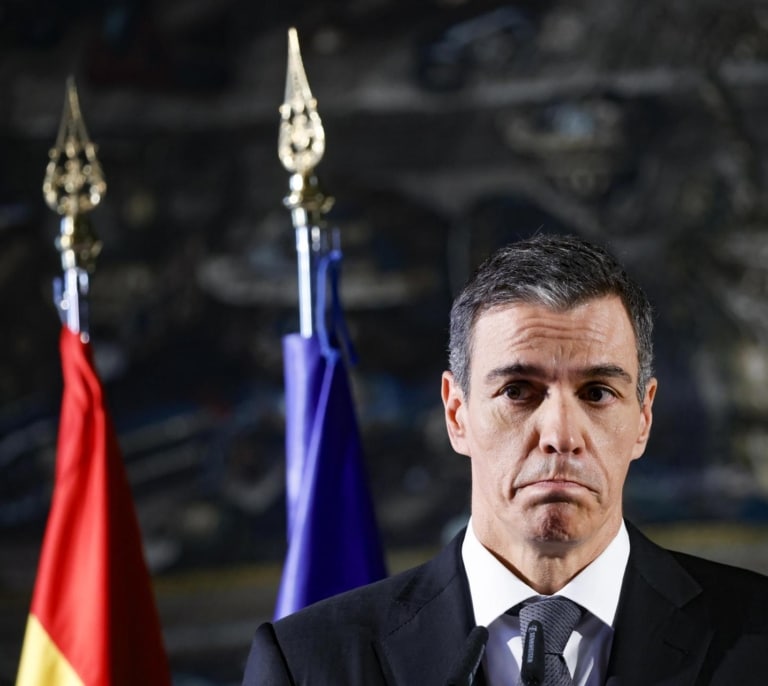 Pedro Sánchez, luto siciliano