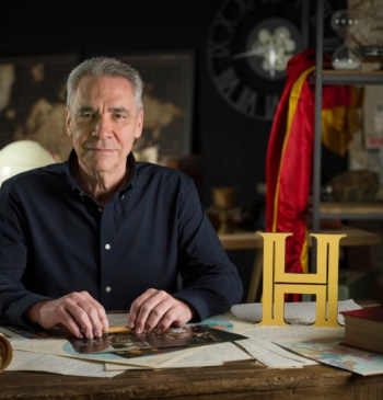 "Hoy se utiliza la Historia para enfrentar, no sólo en España, sino [...]