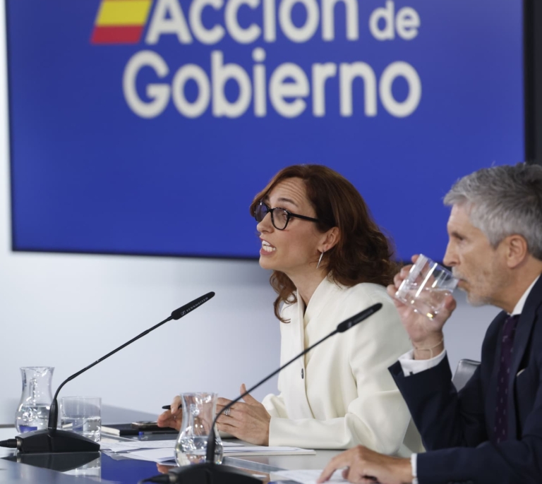 Malestar del Gobierno con Clavijo por su queja por la falta de información sobre el crucero con hantavirus