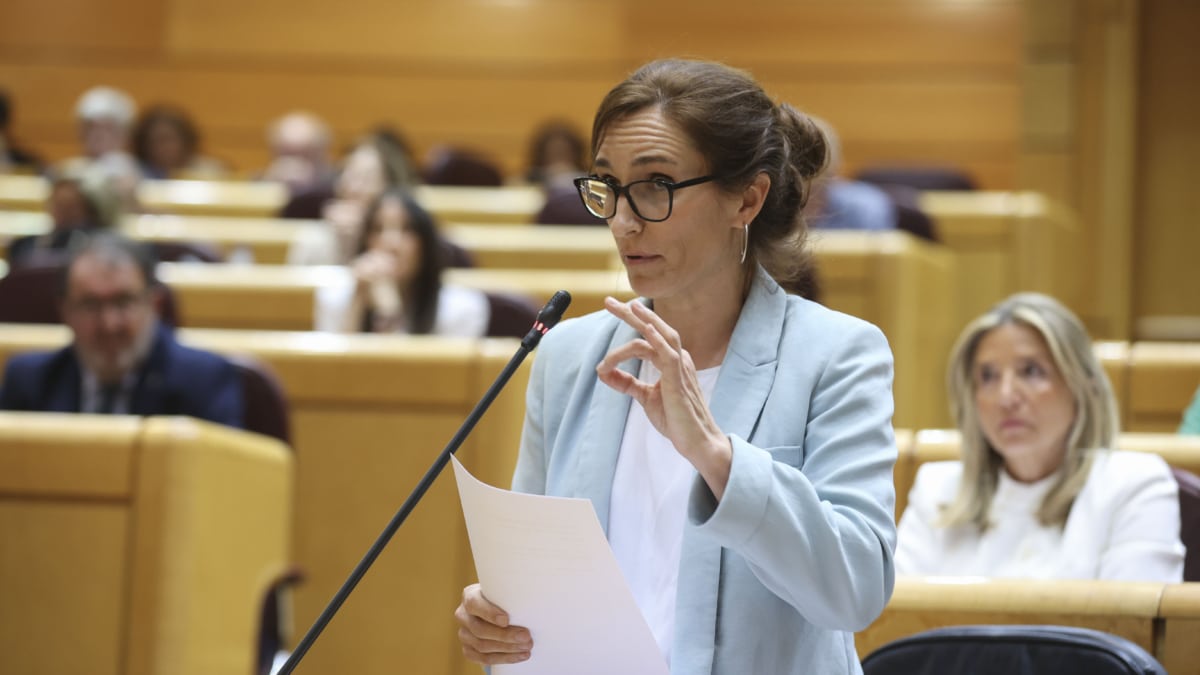 MADRID, 12/05/2026.- La ministra de Sanidad, Mónica García, interviene durante la sesión de control al Gobierno celebrada este martes en el pleno del Senado. EFE/ Víctor Lerena