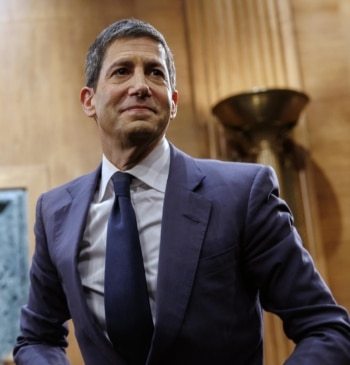 Kevin Warsh, nuevo presidente de la Fed tras el pulso de Trump [...]