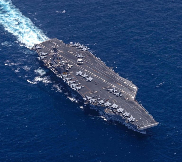EEUU bombardea instalaciones iraníes en respuesta a sus ataques a buques por primera vez en la tregua