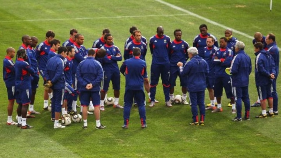 Imagen promocional de: El autobús: La huelga de la selección francesa