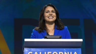 Dimite la directora de Inteligencia del Gobierno de Trump, Tulsi Gabbard
