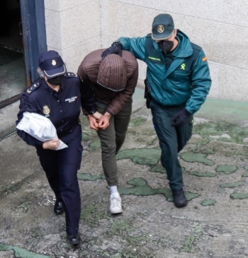 Policías alertan del auge de las palizas como contenido viral entre menores: [...]