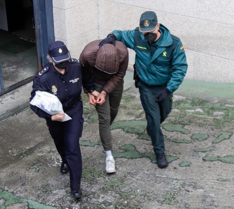 Policías alertan del auge de las palizas como contenido viral entre menores: “Pegan, graban y humillan”