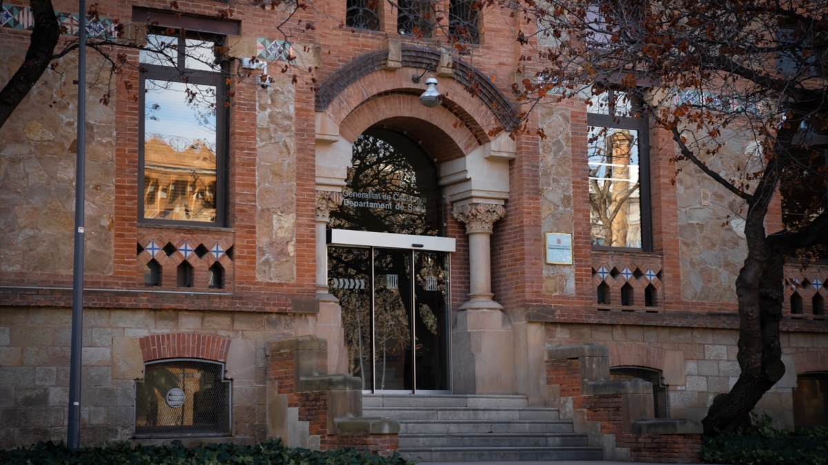 Cataluña activa el seguimiento sanitario por una mujer sudafricana en contacto con el hantavirus que pasó por Barcelona