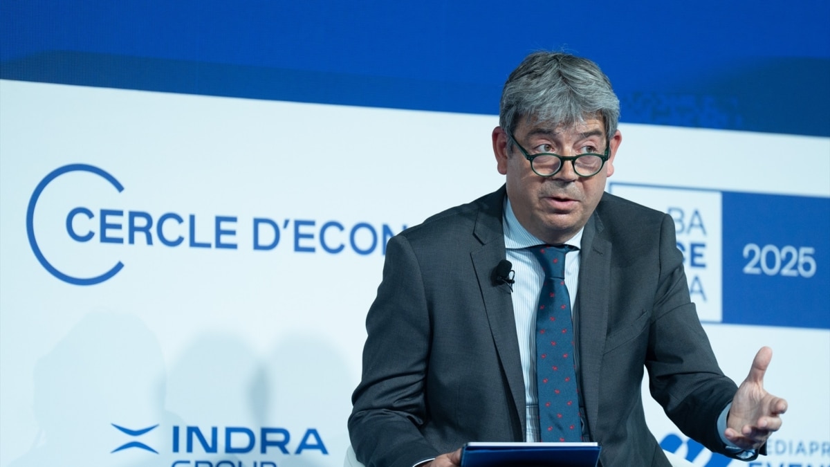 Planes toma las riendas de la Empresa Familiar y pide un país que "funcione en lo básico" y genere "confianza"