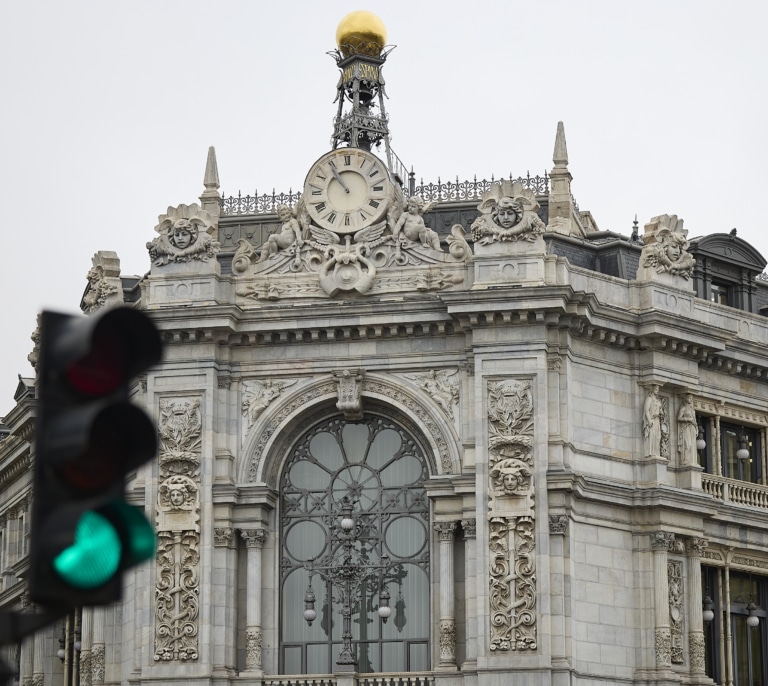 La deuda pública marca otro récord histórico de 1,76 billones tras crecer un 4,2%
