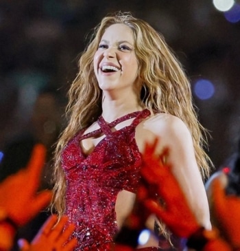 Del 'Waka Waka' a 'Dai Dai', todas las veces que Shakira ha [...]