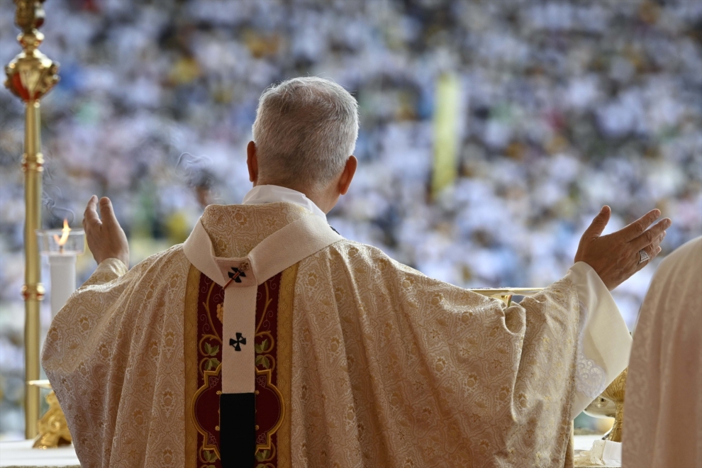 León XIV en una misa en Guinea Ecuatorial