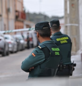 La Justicia andaluza condena a cuatro años a un guardia civil por [...]