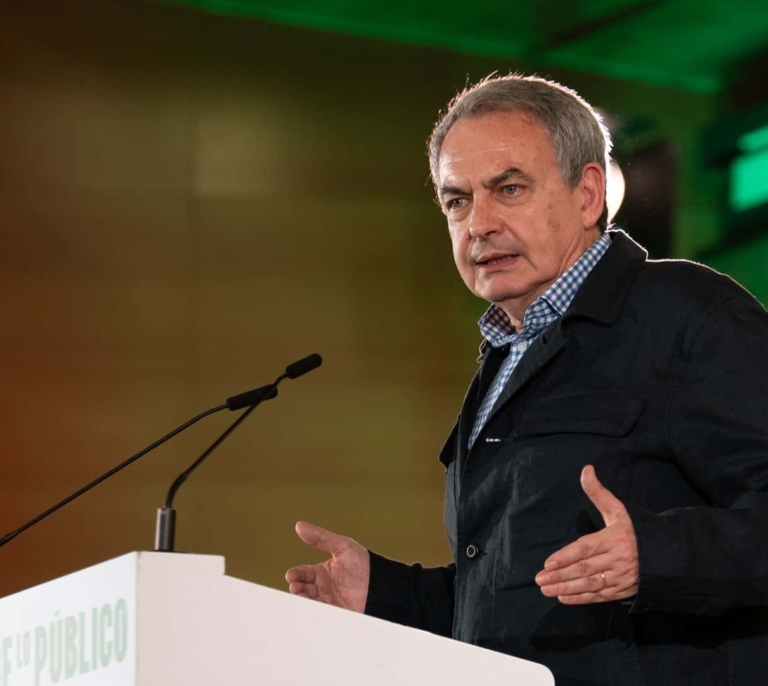 El papel de las hijas de Zapatero en el 'caso Plus Ultra' tras la imputación del expresidente