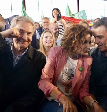Zapatero y Sánchez: la teoría del tonto