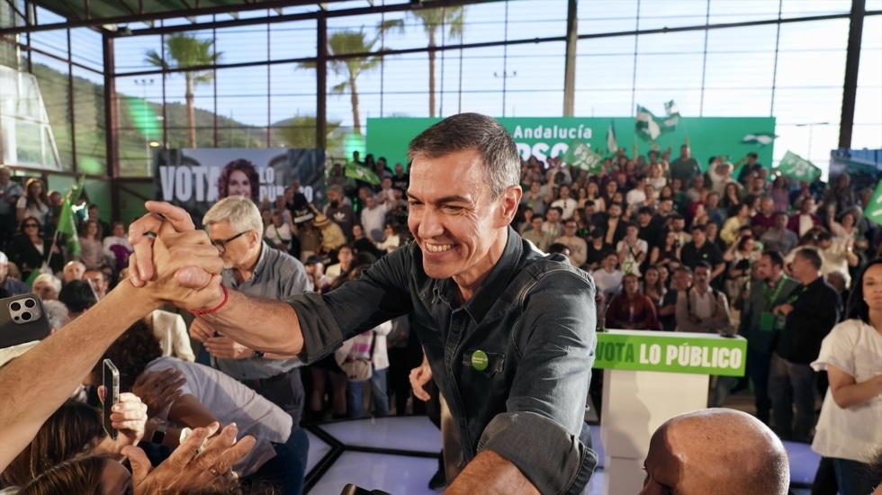 El Supremo sanciona a un guardia civil por convertir a Pedro Sánchez en un atracador de bancos para un trabajo académico