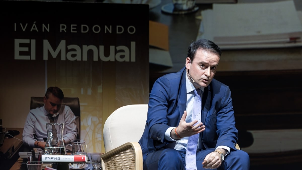 Iván Redondo dice que está dispuesto a volver, pero el PSOE le deja solo