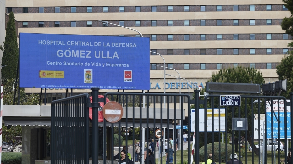 Un pasajero español aislado en el Hospital Gómez Ulla da positivo provisional en hantavirus