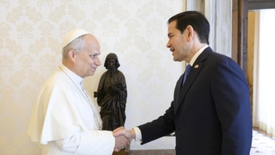 León XIV y Marco Rubio se reúnen en el Vaticano tras las tensiones por las críticas de Trump al Papa