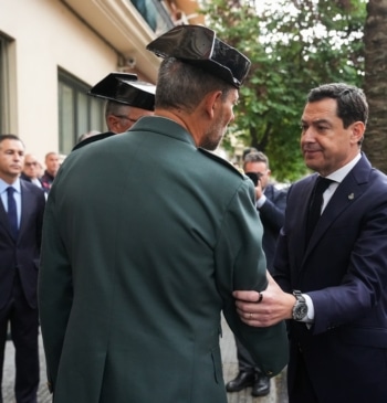 PP y Vox se disputan el voto andaluz de los guardias civiles [...]