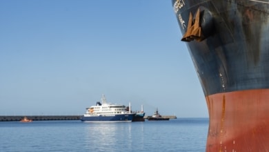 Los últimos pasajeros del crucero abandonan el MV Hondius rumbo a Países Bajos