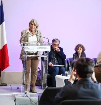 La mujer francesa que dio positivo en hantavirus se encuentra en estado [...]
