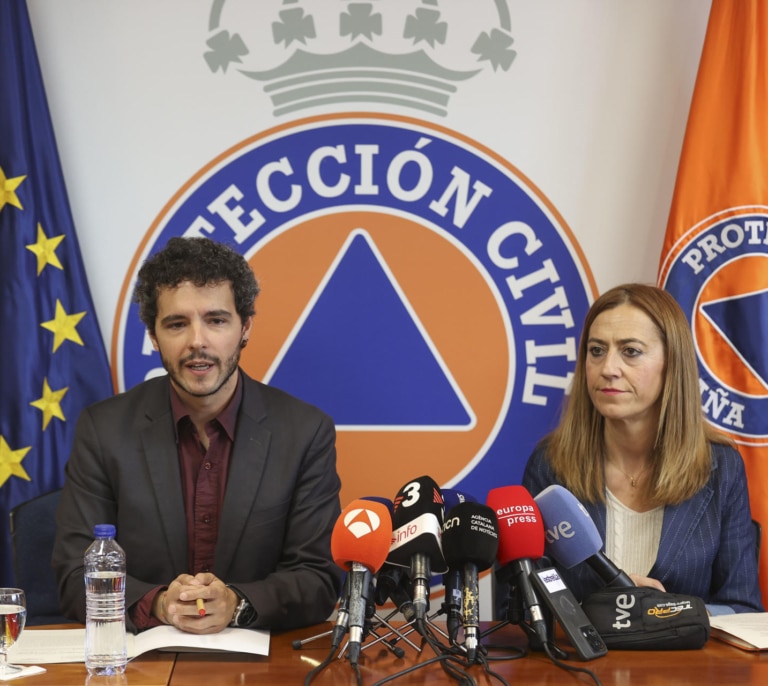 El Gobierno se compromete a que no haya "ninguna posibilidad de contacto" al evacuar el crucero