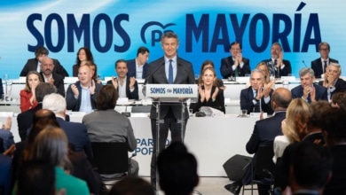 Feijóo arranca campaña para las generales obviando su más que probable dependencia de Vox