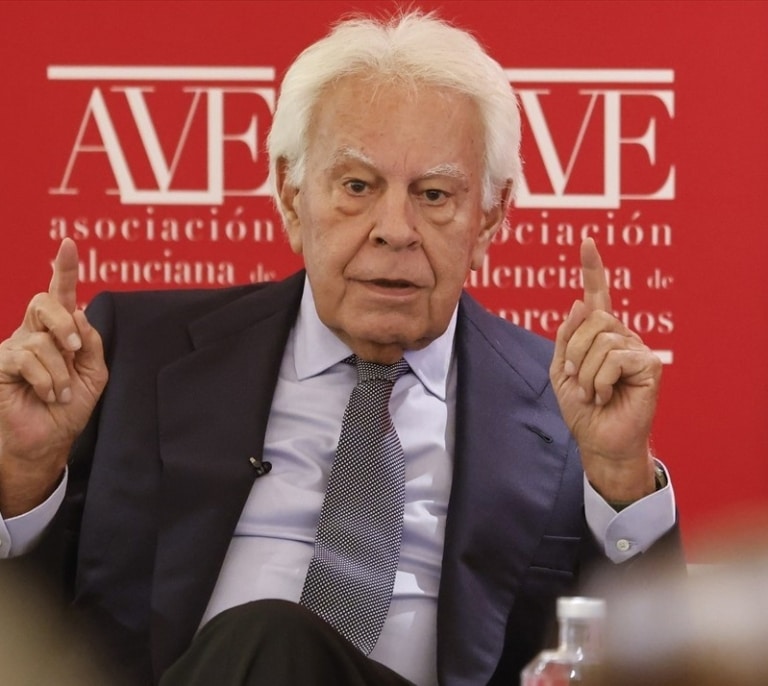 Felipe González pide adelanto electoral y desaconseja al PP presentar una moción de censura