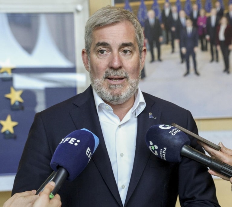 Clavijo exige a Sánchez frenar la llegada a Canarias del crucero con hantavirus "para garantizar la seguridad de la población"