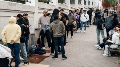 El Supremo decidirá el 13 de mayo si suspende la regularización extraordinaria de inmigrantes