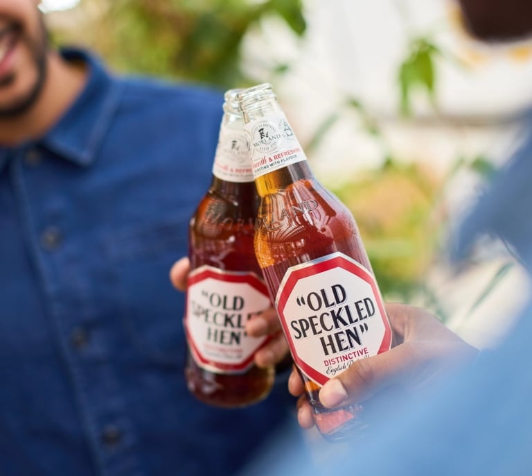 Damm adquiere la cerveza británica 'Old Speckled Hen' al grupo Greene King