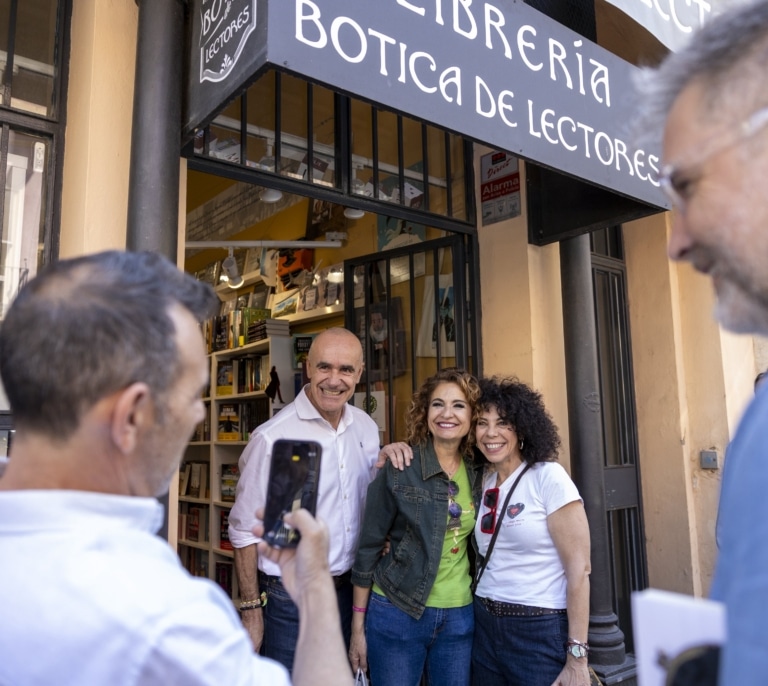 Paseos, familia y descanso: así pasan la jornada de reflexión los candidatos a las elecciones andaluzas