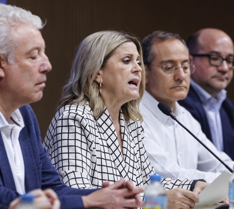 Educación acusa a los sindicatos de rechazar una “oportunidad histórica” para la enseñanza pública valenciana