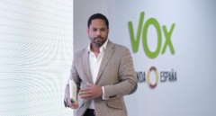 Vox enfría el deseo de Juanma Moreno de gobernar en solitario: "Tenemos 15 escaños. Primero las medidas y ya se verá quién las acaba impulsando"