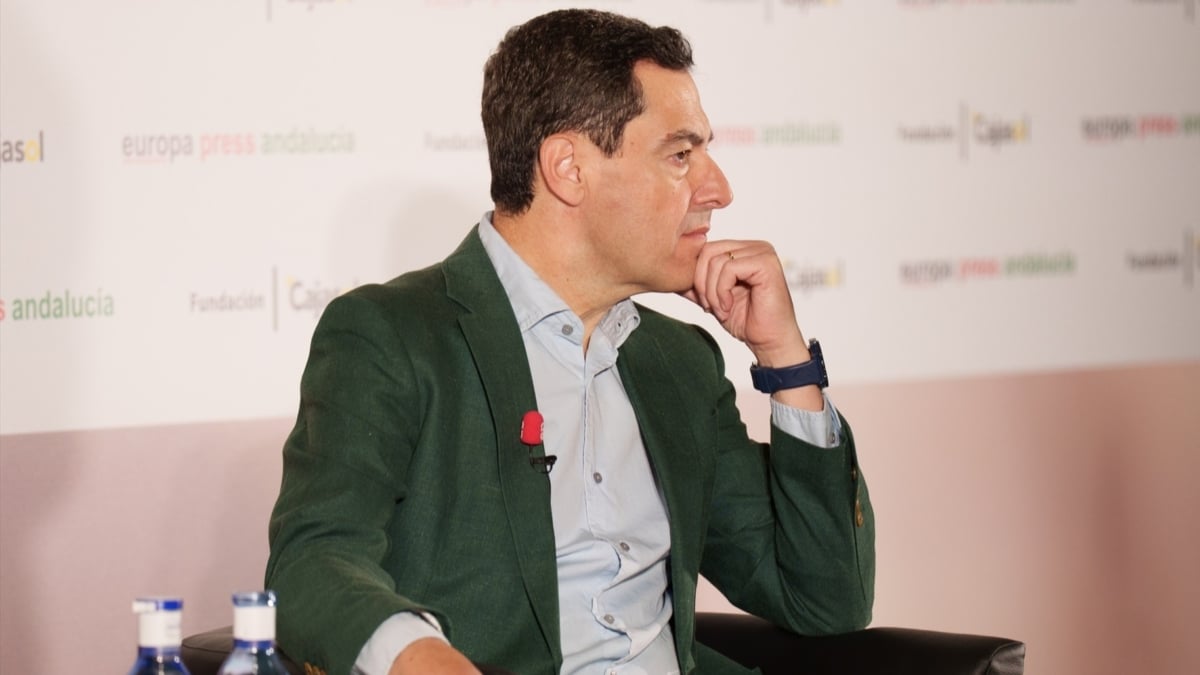 El presidente de la Junta y candidato a la reelección, Juanma Moreno, este viernes en Cádiz.