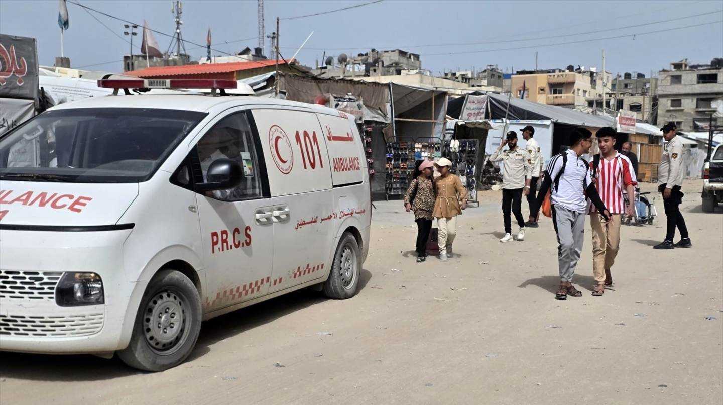 Al menos cuatro muertos en un ataque israelí en Gaza para matar al presunto líder militar de Hamás