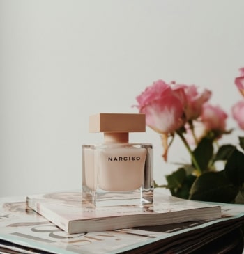Dónde encontrar en rebajas los perfumes de mujer que mejor huelen