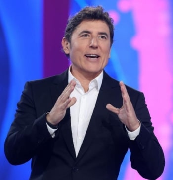 Así es 'La Caja Amarilla', el nuevo programa de Antena 3 presentado por Manel Fuentes