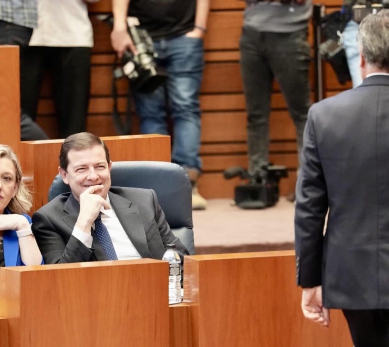 Mañueco, propuesto para presidir la Junta de Castilla y León a la espera de un pacto con Vox que se cerrará tras las andaluzas