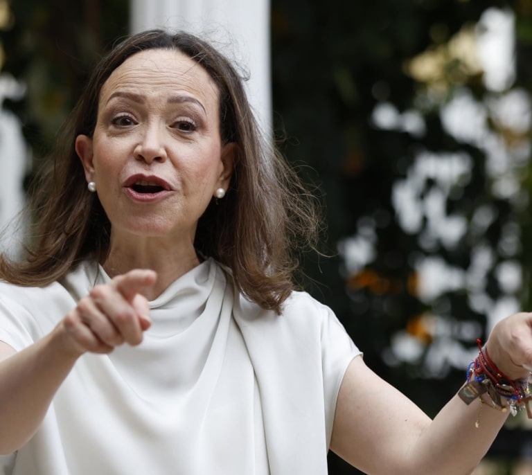 María Corina Machado acepta negociar con Delcy Rodríguez la transición en Venezuela con la mediación de EEUU